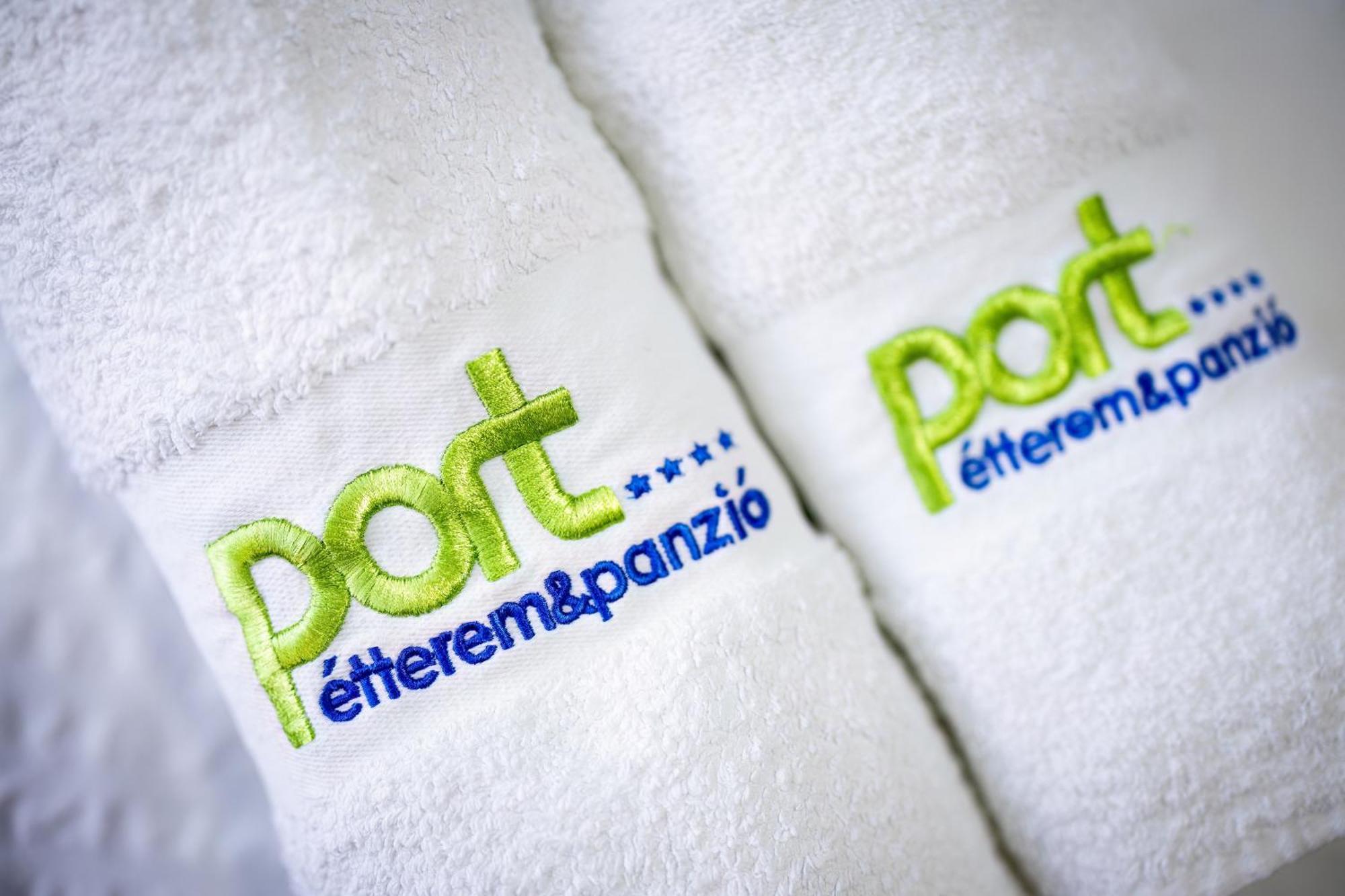 Balatonmáriafürdő Port Etterem&Panzio B&B 외부 사진