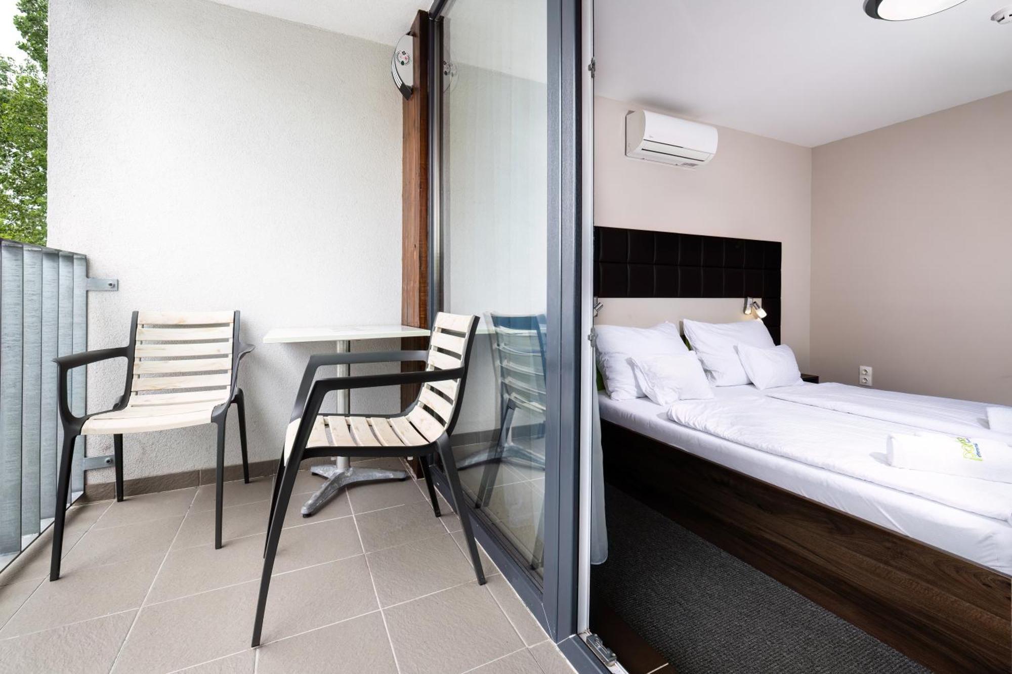 Balatonmáriafürdő Port Etterem&Panzio B&B 외부 사진