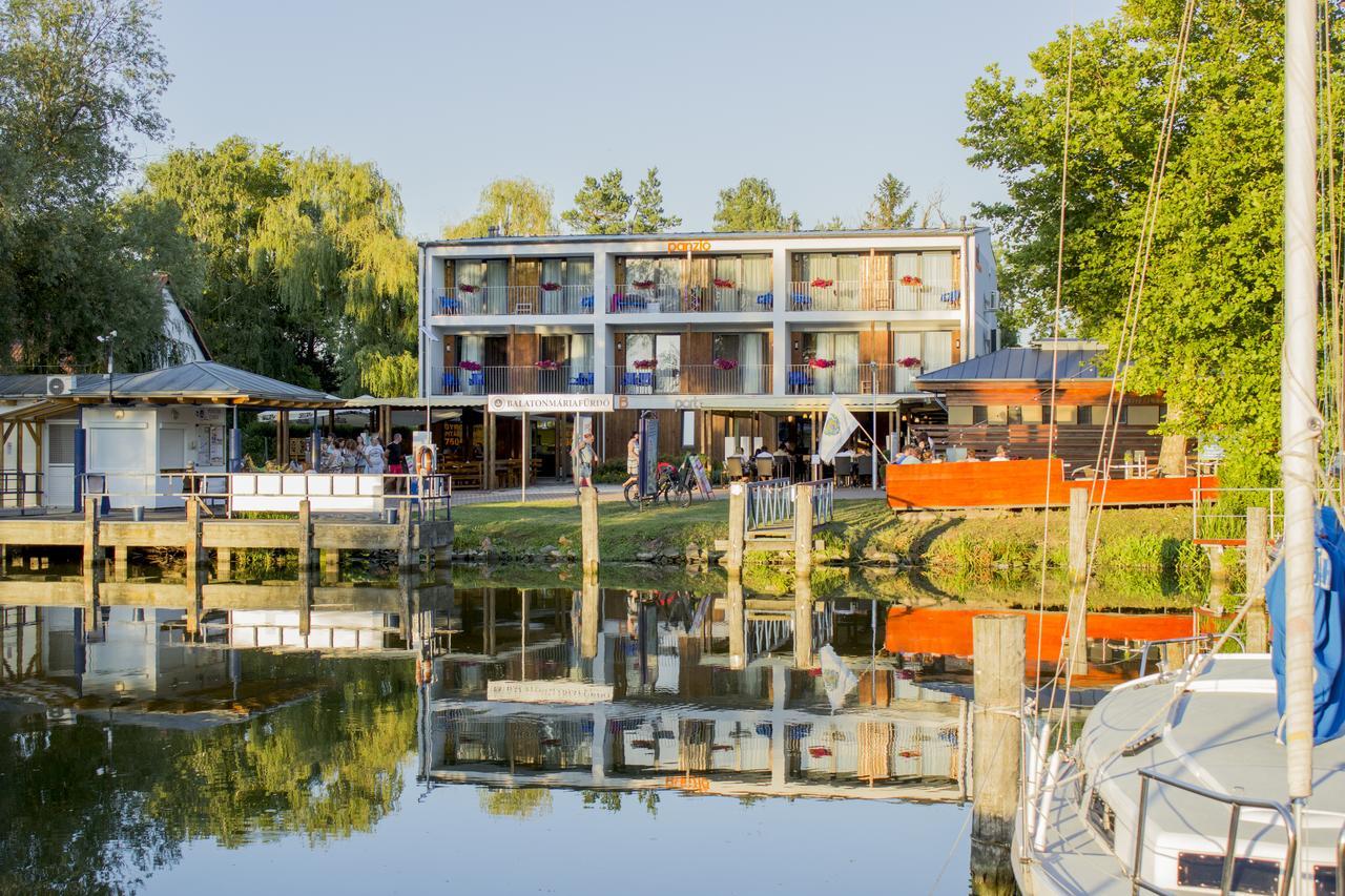 Balatonmáriafürdő Port Etterem&Panzio B&B 외부 사진